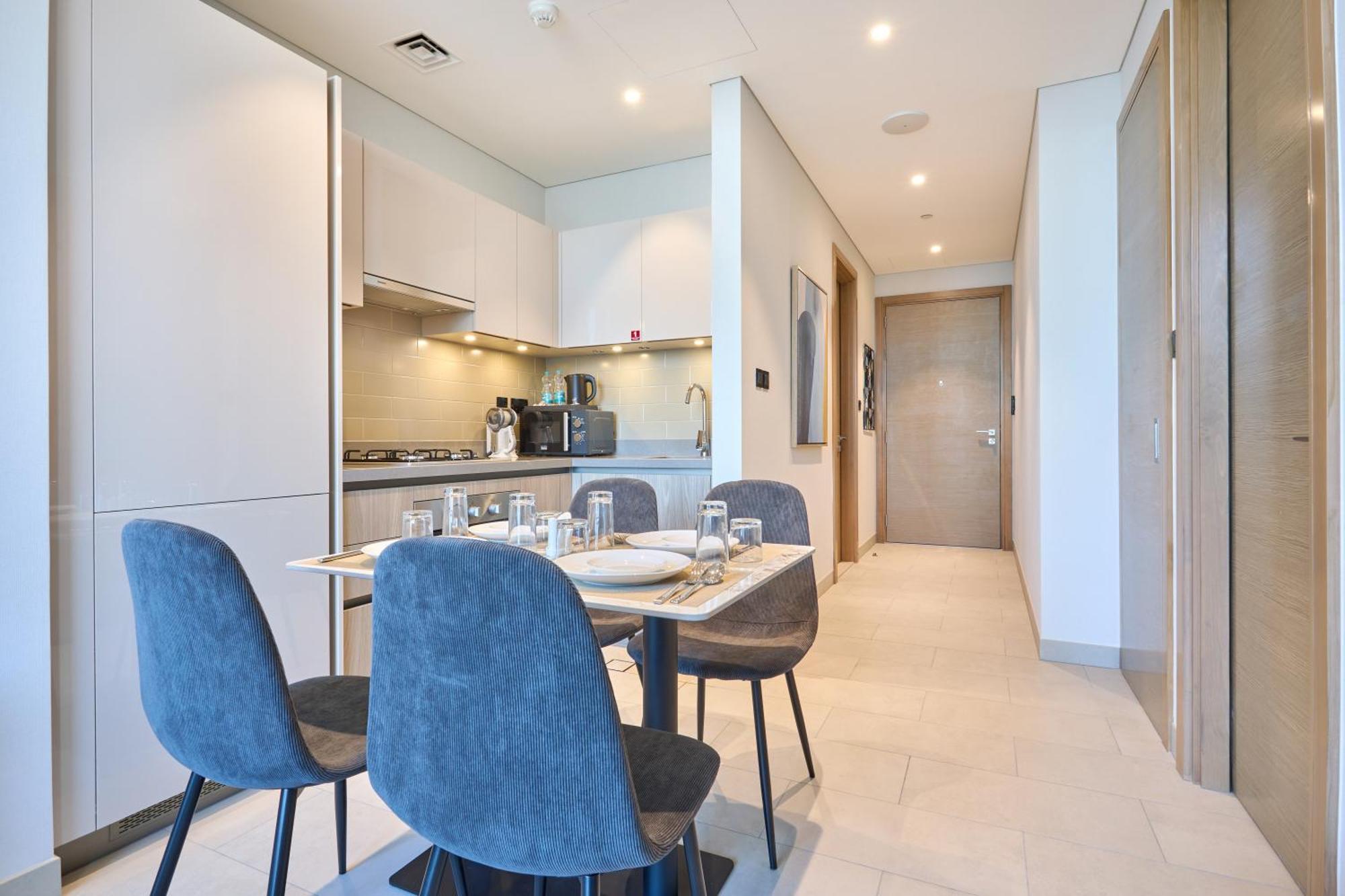 Apartment By Latinem Luxury 1br W706 Near Burj Khalifa